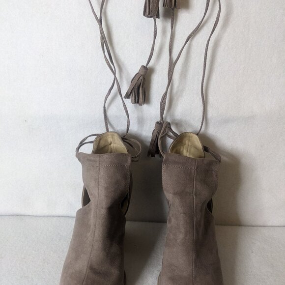 Qupid Women's Tan Faux Suede Tie Up Open Side Ankle Boot Size 6 - Picture 6 of 9